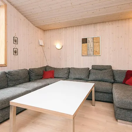 Semesterbostad 6 Person In *